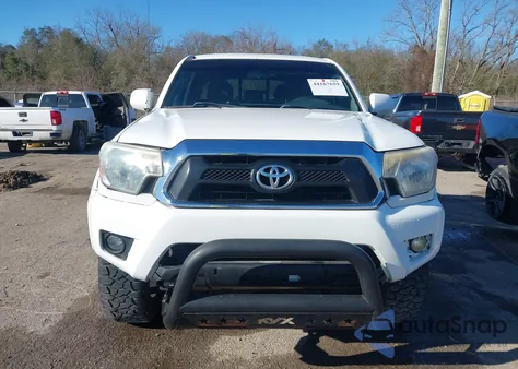 2013 Toyota Tacoma Prerunner V6 z USA, uszkodzony, nr VIN 5TFJU4GN5DX040153